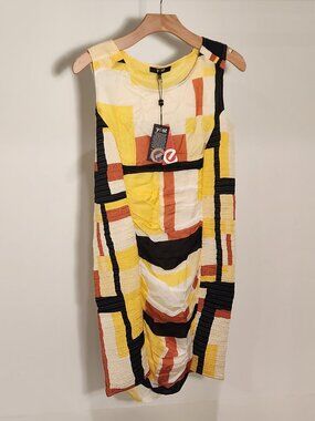NWT Yest TUBE DRESS Retro 60s Vibe Women's Size 6
